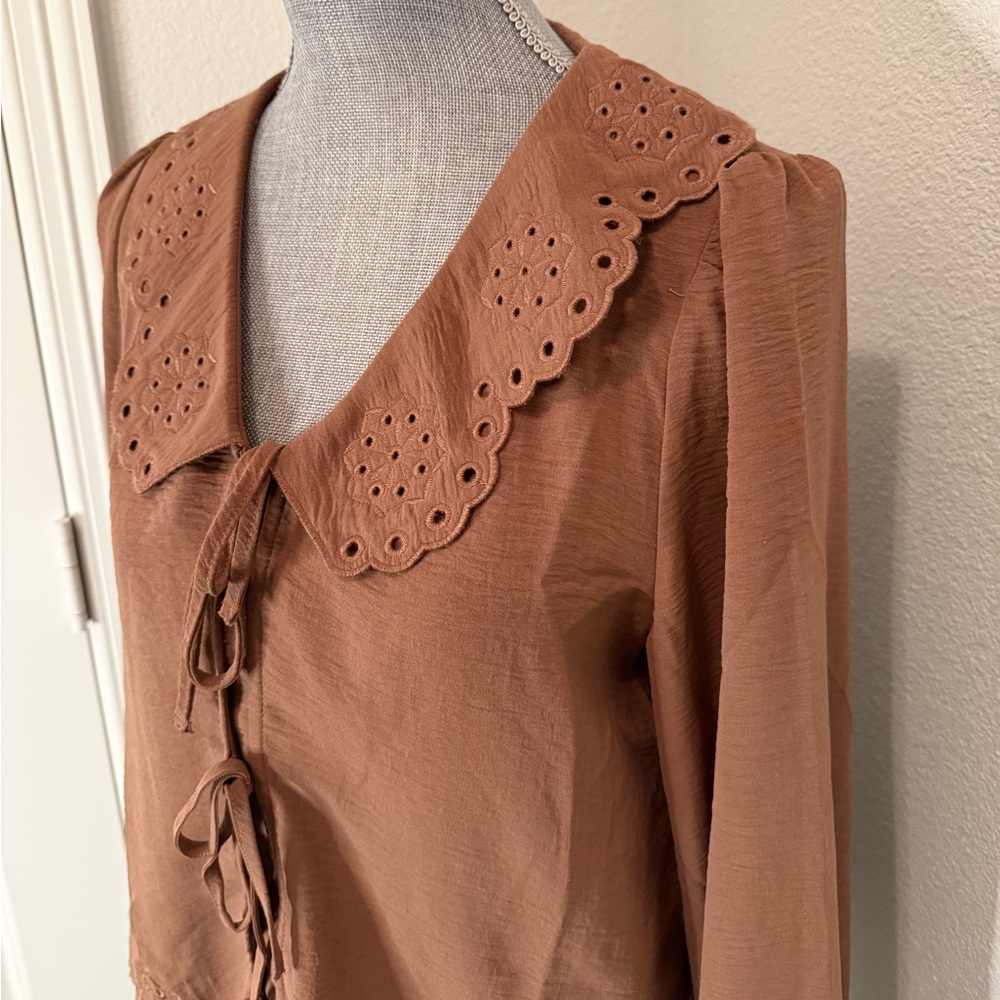Adrianna Papell Brown Eyelet Blouse | S - Picture 2 of 13